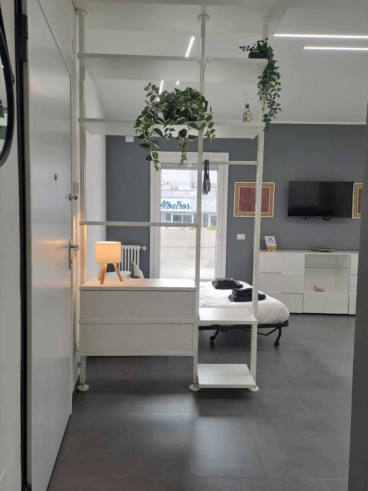 Sirene452 - Apartment - Торваяника Экстерьер фото