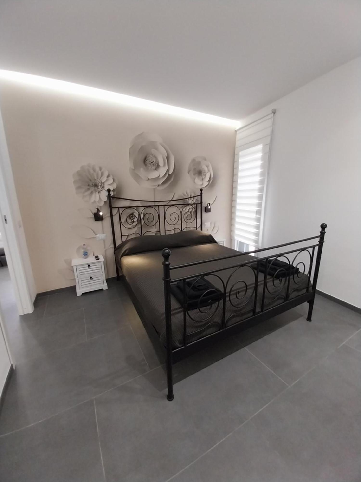 Sirene452 - Apartment - Торваяника Экстерьер фото