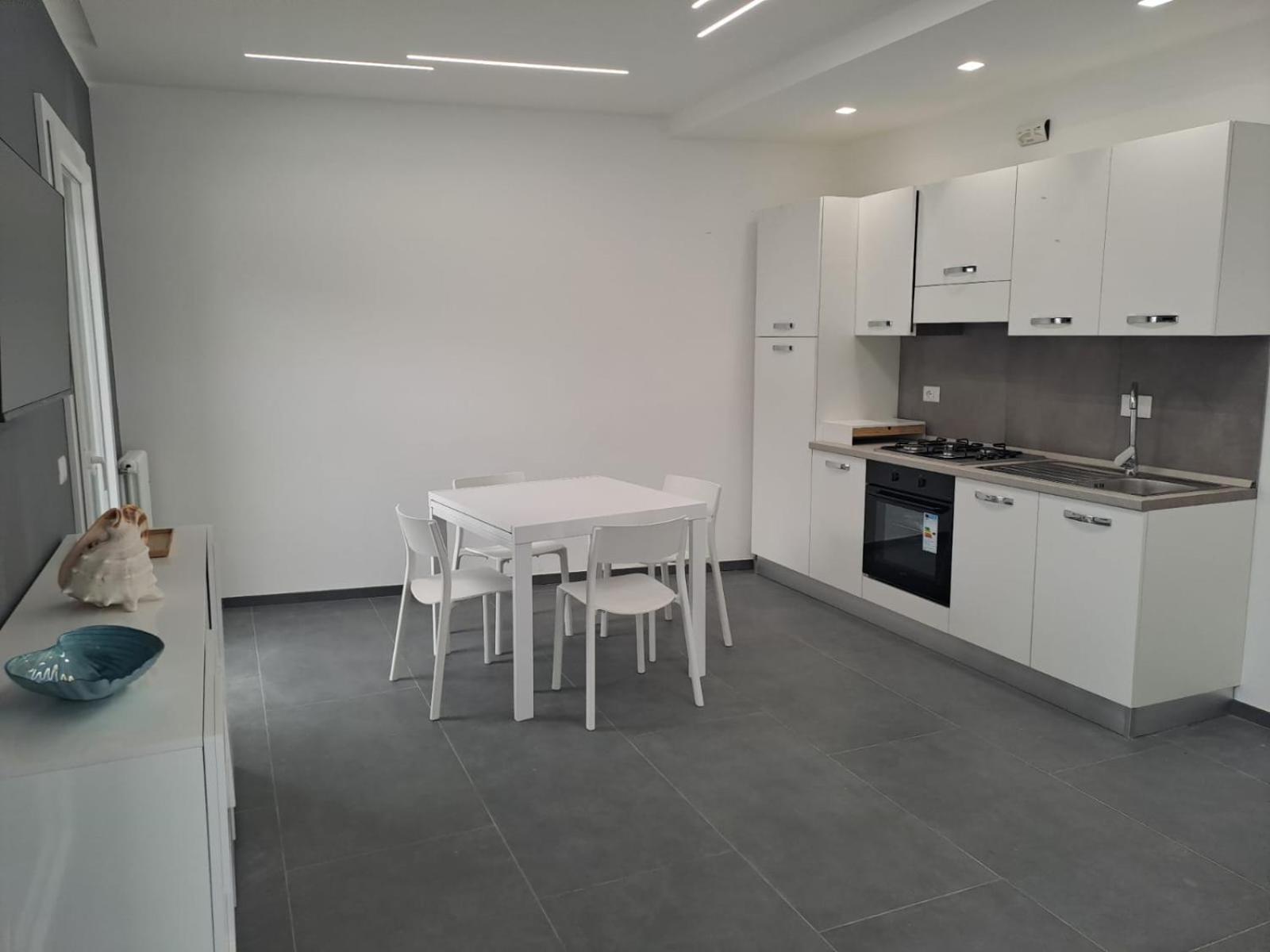 Sirene452 - Apartment - Торваяника Экстерьер фото
